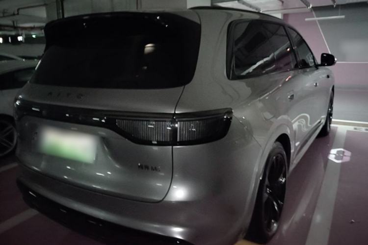 Used Hima AITO M8 2025 Extended-Range Max+ Version 53.4 kWh 6-Seater Edition Rear Right 45 Deg