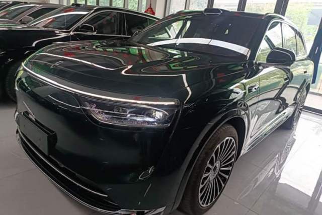Used Hima AITO M8 2025 Extended-Range Ultra Version 53.4 kWh 6-Seater Edition