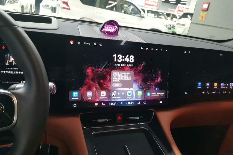 Used Hima AITO M8 2025 Extended-Range Ultra Version 53.4 kWh 6-Seater Edition Audio And AC Panel