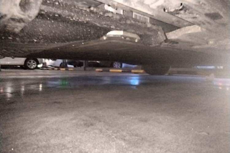 Used Hima AITO M8 2025 Extended-Range Max Version 37 kWh 5-Seater Chassis Front Left