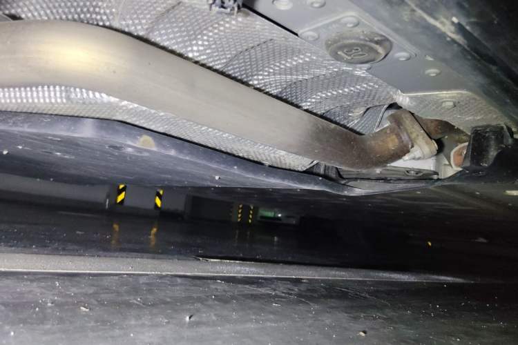 Used Hima AITO M8 2025 Extended-Range Max Version 37 kWh 5-Seater Chassis Rear Right