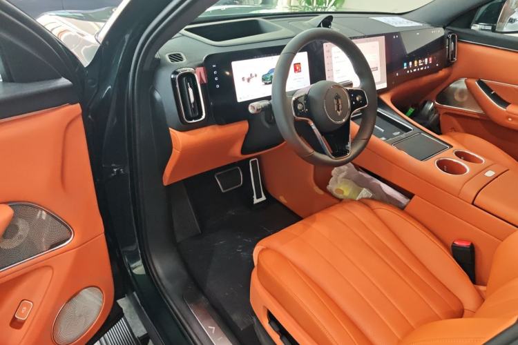 Used Hima AITO M8 2025 Extended-Range Max+ Version 53.4 kWh 5-Seater Edition Driver Seat