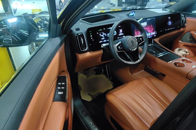 Used Hima AITO M8 2025 Extended-Range Ultra Version 53.4 kWh 6-Seater Edition Driver Seat