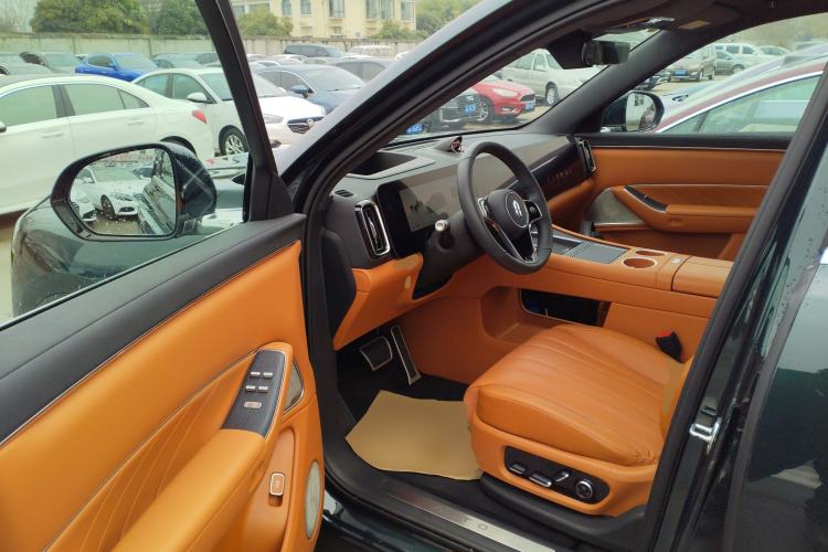 Used Hima AITO M8 2025 Extended-Range Ultra Version 53.4 kWh 6-Seater Edition Driver Seat