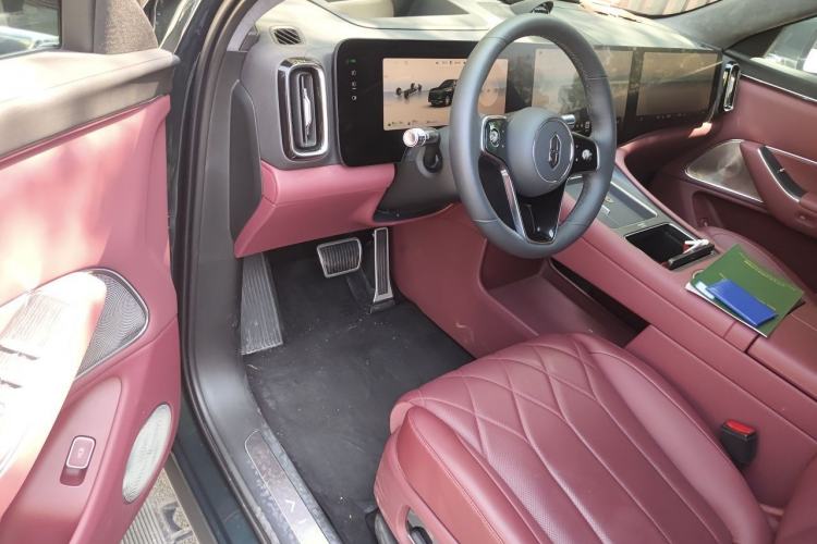 Used Hima AITO M8 2025 Extended-Range Max+ Version 53.4 kWh 6-Seater Edition Driver Seat