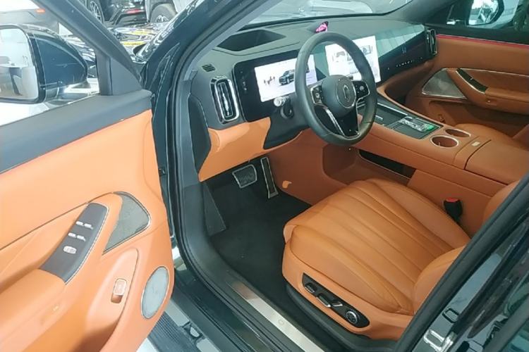 Used Hima AITO M8 2025 Extended-Range Ultra Version 53.4 kWh 6-Seater Edition Driver Seat