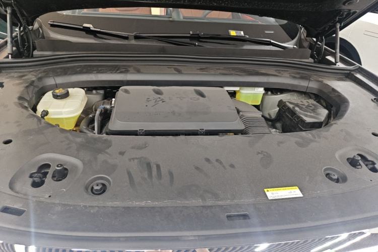 Used Hima AITO M8 2025 Extended-Range Ultra Version 53.4 kWh 6-Seater Edition Engine Bay