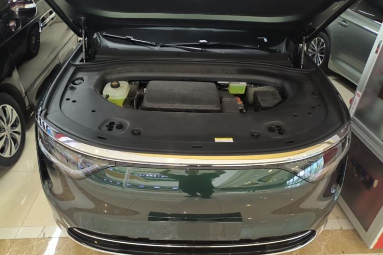 Used Hima AITO M8 2025 Extended-Range Ultra Version 53.4 kWh 6-Seater Edition Engine Bay