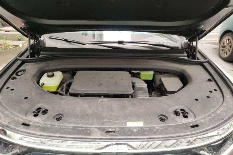 Used Hima AITO M8 2025 Extended-Range Ultra Version 53.4 kWh 6-Seater Edition Engine Bay