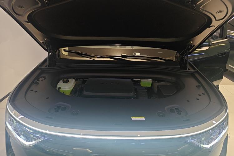 Used Hima AITO M8 2025 Extended-Range Ultra Version 53.4 kWh 6-Seater Edition Engine Bay