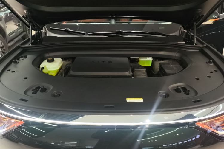 Used Hima AITO M8 2025 Extended-Range Ultra Version 53.4 kWh 6-Seater Edition Engine Bay