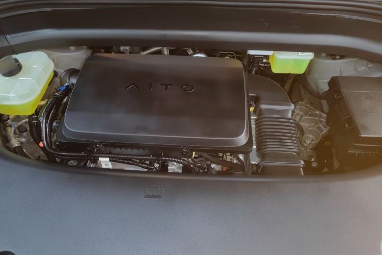 Used Hima AITO M8 2025 Extended-Range Ultra Version 53.4 kWh 6-Seater Edition Engine Bay