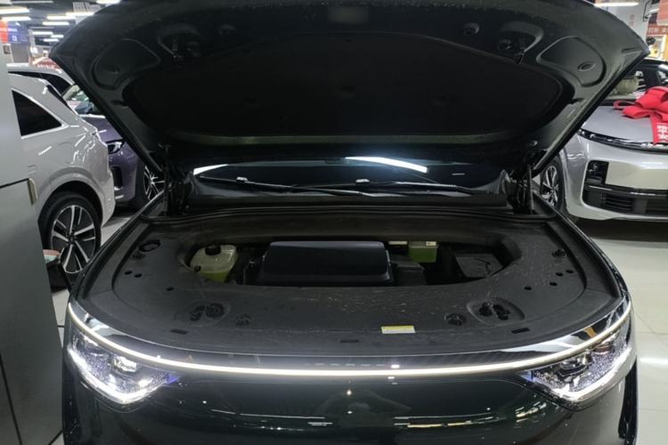 Used Hima AITO M8 2025 Extended-Range Ultra Version 53.4 kWh 6-Seater Edition Engine Bay