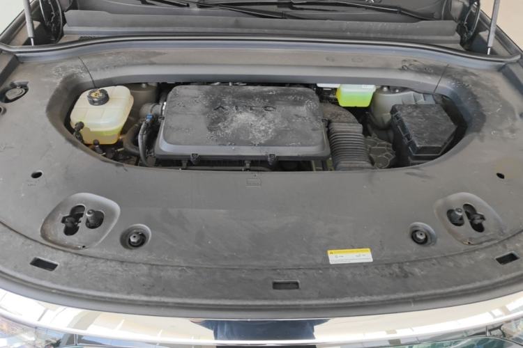 Used Hima AITO M8 2025 Extended-Range Max+ Version 53.4 kWh 6-Seater Edition Engine Bay