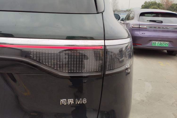 Used Hima AITO M8 2025 Extended-Range Ultra Version 53.4 kWh 6-Seater Edition Exterior 1