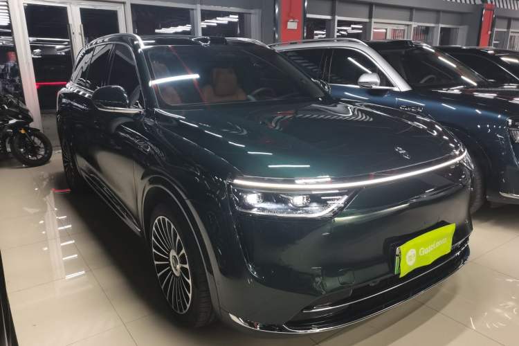 Used Hima AITO M8  Exterior 2