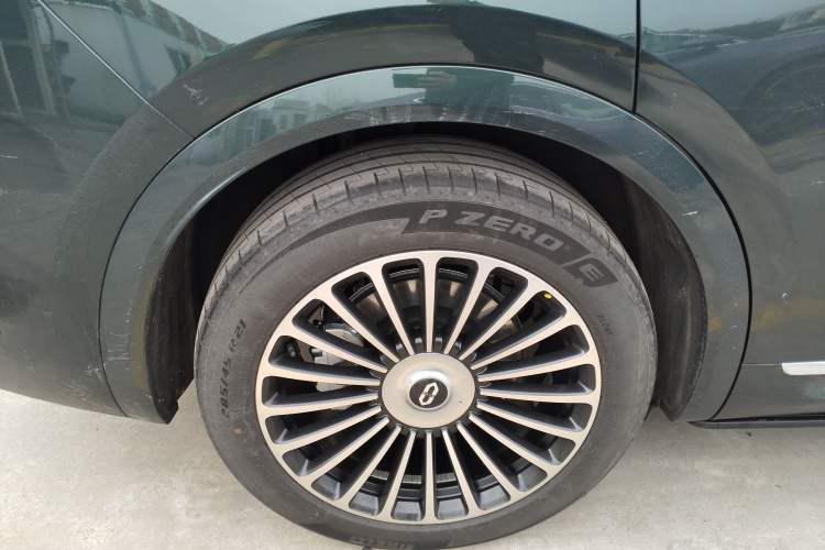 Used Hima AITO M8 2025 Extended-Range Ultra Version 53.4 kWh 6-Seater Edition Exterior 3