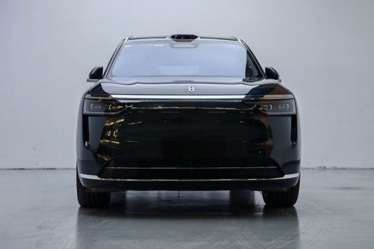 Used Hima AITO M8 2025 Extended-Range Ultra Version 53.4 kWh 6-Seater Edition Exterior 4