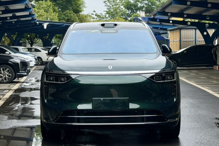 Used Hima AITO M8 2025 Extended-Range Ultra Version 53.4 kWh 6-Seater Edition Exterior 4