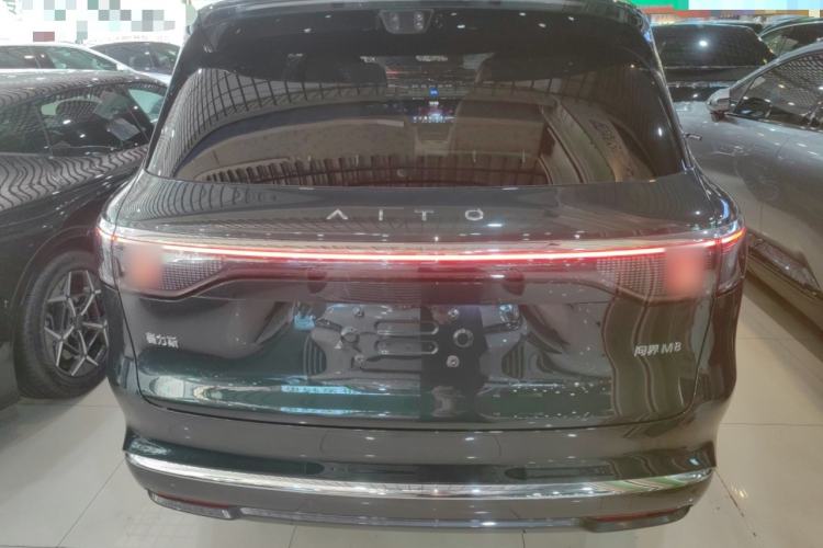 Used Hima AITO M8 2025 Extended-Range Ultra Version 53.4 kWh 6-Seater Edition Exterior 4