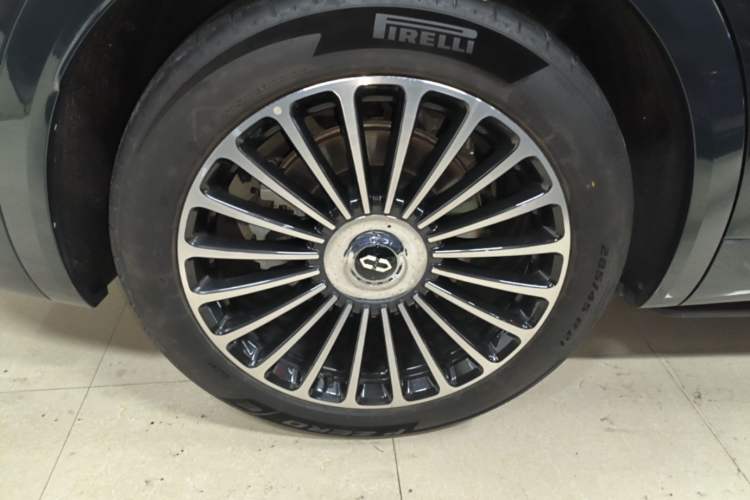 Used Hima AITO M8 2025 Extended-Range Ultra Version 53.4 kWh 6-Seater Edition Exterior 5