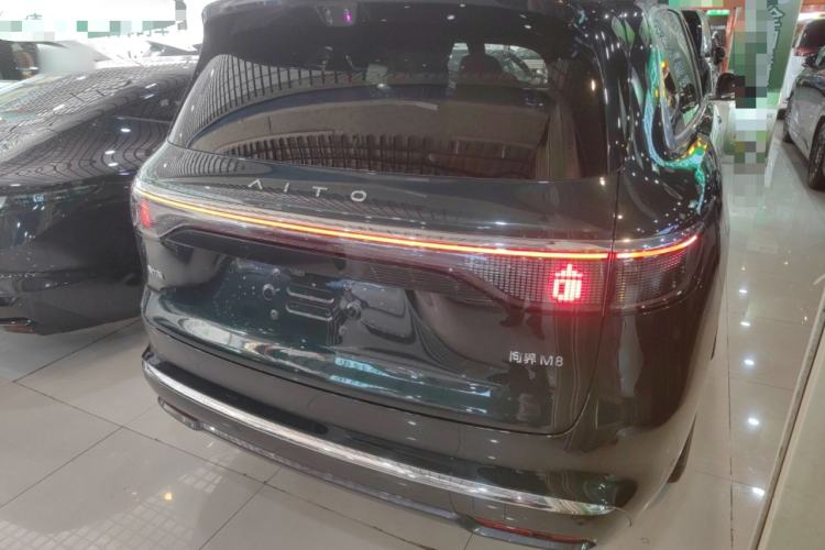 Used Hima AITO M8 2025 Extended-Range Ultra Version 53.4 kWh 6-Seater Edition Exterior 5