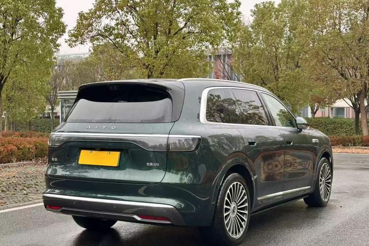 Used Hima AITO M8 2025 Extended-Range Ultra Version 53.4 kWh 6-Seater Edition Exterior 7