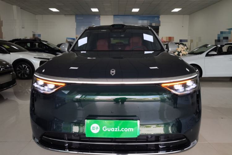 Used Hima AITO M8 2025 Extended-Range Max+ Version 53.4 kWh 5-Seater Edition Front