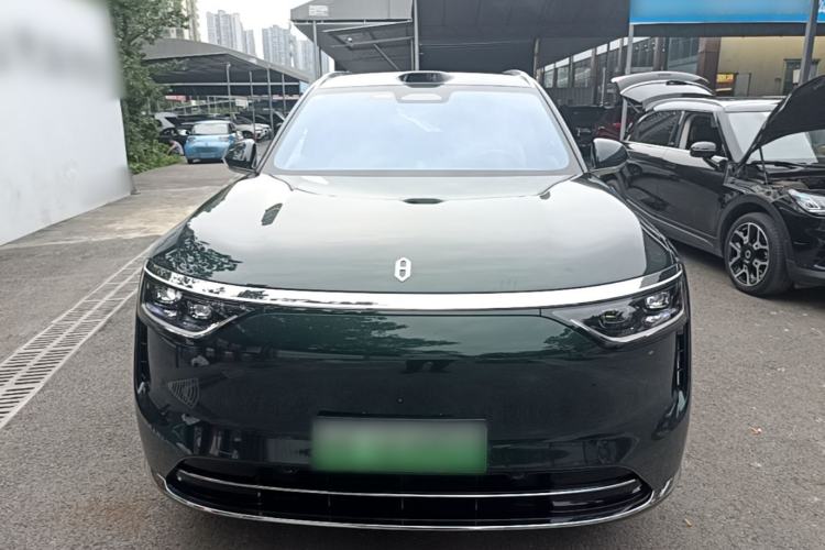 Used Hima AITO M8 2025 Extended-Range Ultra Version 53.4 kWh 6-Seater Edition Front