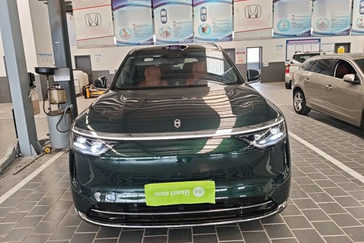 Used Hima AITO M8 2025 Extended-Range Ultra Version 53.4 kWh 6-Seater Edition Front