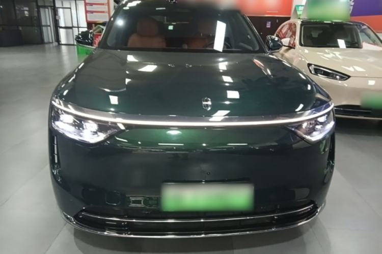 Used Hima AITO M8 2025 Extended-Range Ultra Version 53.4 kWh 6-Seater Edition Front