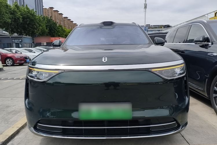 Used Hima AITO M8 2025 Extended-Range Ultra Version 53.4 kWh 6-Seater Edition Front