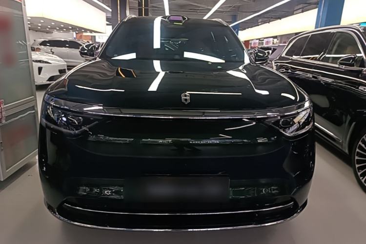 Used Hima AITO M8 2025 Extended-Range Ultra Version 53.4 kWh 6-Seater Edition Front