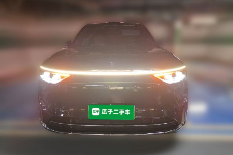 Used Hima AITO M8 2025 Extended-Range Max+ Version 53.4 kWh 6-Seater Edition Front