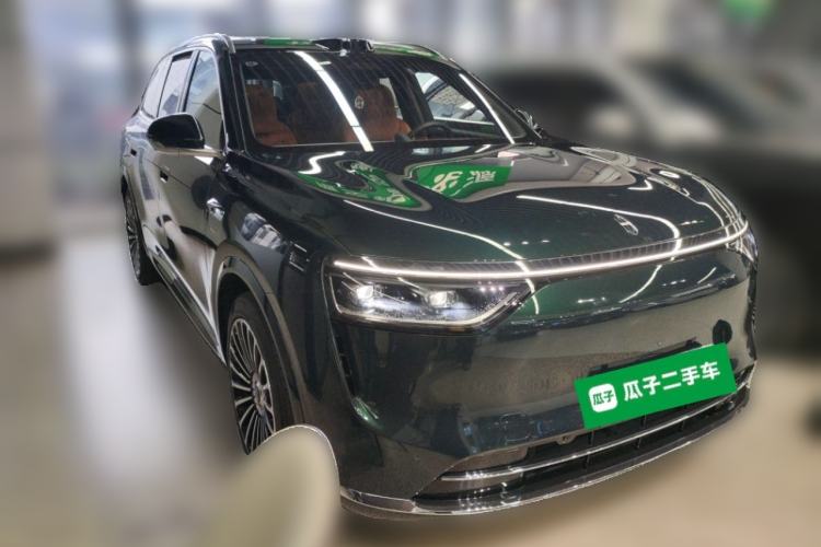 Used Hima AITO M8 2025 Extended-Range Ultra Version 53.4 kWh 6-Seater Edition Front Right 45 Deg