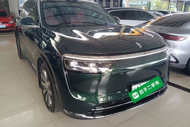 Used Hima AITO M8 2025 Extended-Range Max+ Version 53.4 kWh 6-Seater Edition Front Right 45 Deg