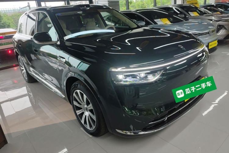 Used Hima AITO M8 2025 Extended-Range Max+ Version 53.4 kWh 6-Seater Edition Front Right 45 Deg