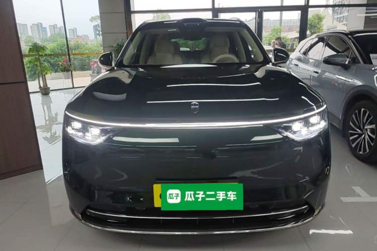 Used Hima AITO M8 2025 Extended-Range Max+ Version 53.4 kWh 6-Seater Edition Front