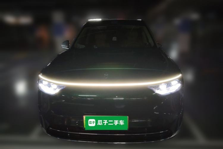 Used Hima AITO M8 2025 Extended-Range Max+ Version 53.4 kWh 6-Seater Edition Front