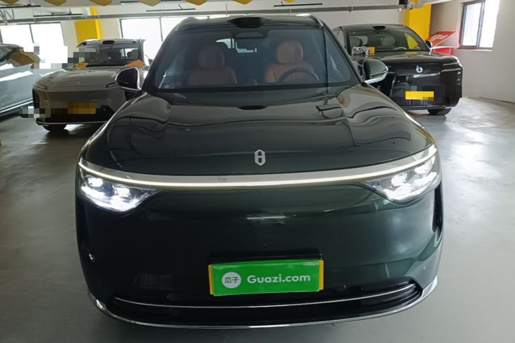 Used Hima AITO M8 2025 Extended-Range Max+ Version 53.4 kWh 6-Seater Edition Front