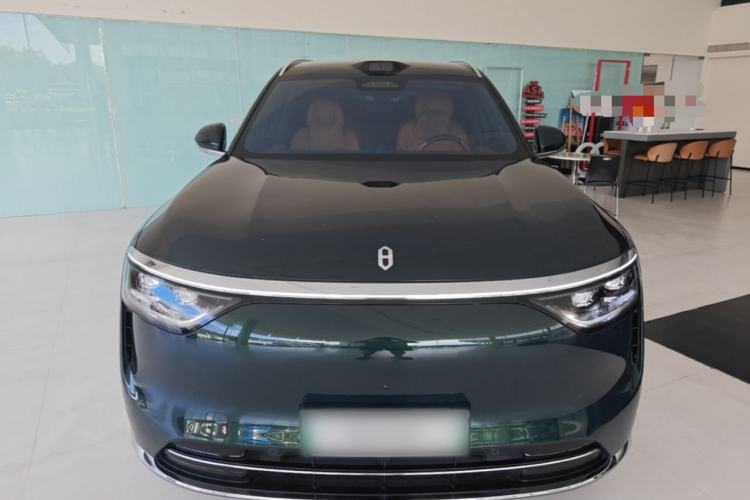 Used Hima AITO M8 2025 Extended-Range Max+ Version 53.4 kWh 6-Seater Edition Front