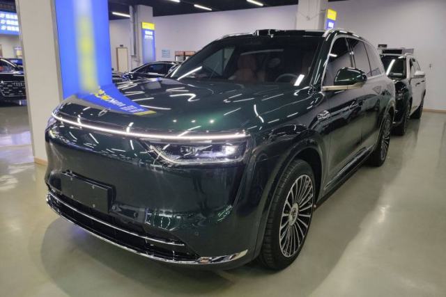 Used Hima AITO M8 2025 Extended-Range Ultra Version 53.4 kWh 6-Seater Edition