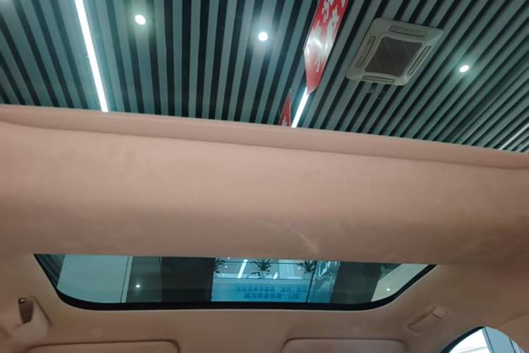 Used Hima AITO M8 2025 Extended-Range Max+ Version 53.4 kWh 5-Seater Edition Headliner