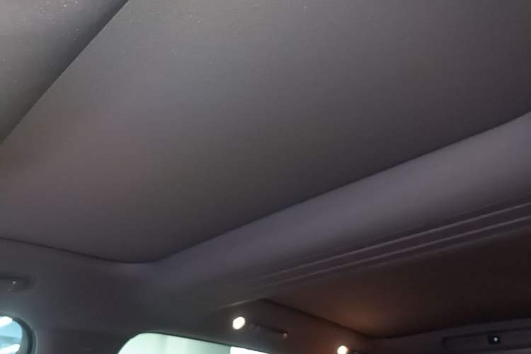 Used Hima AITO M8 2025 Extended-Range Ultra Version 53.4 kWh 6-Seater Edition Headliner