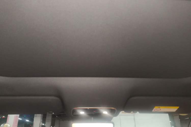 Used Hima AITO M8 2025 Extended-Range Ultra Version 53.4 kWh 6-Seater Edition Headliner