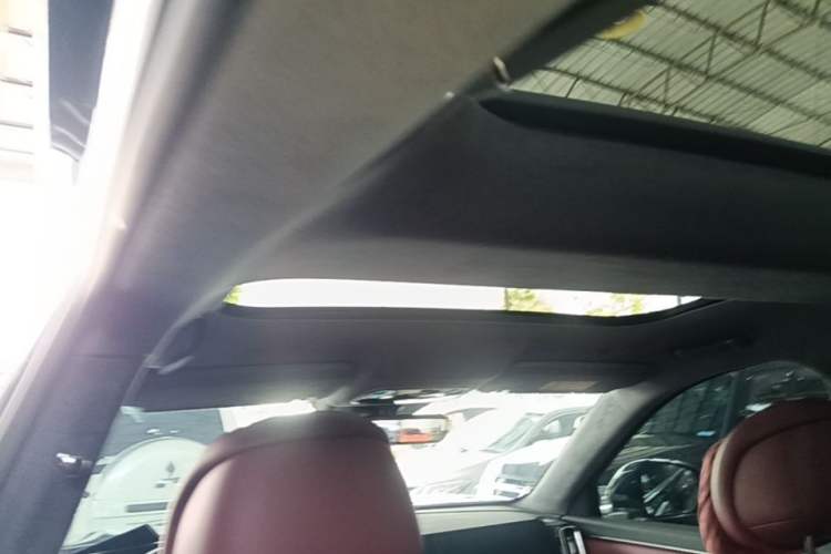 Used Hima AITO M8 2025 Extended-Range Max+ Version 53.4 kWh 6-Seater Edition Headliner