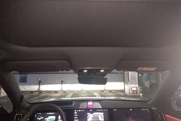 Used Hima AITO M8 2025 Extended-Range Max Version 37 kWh 5-Seater Headliner