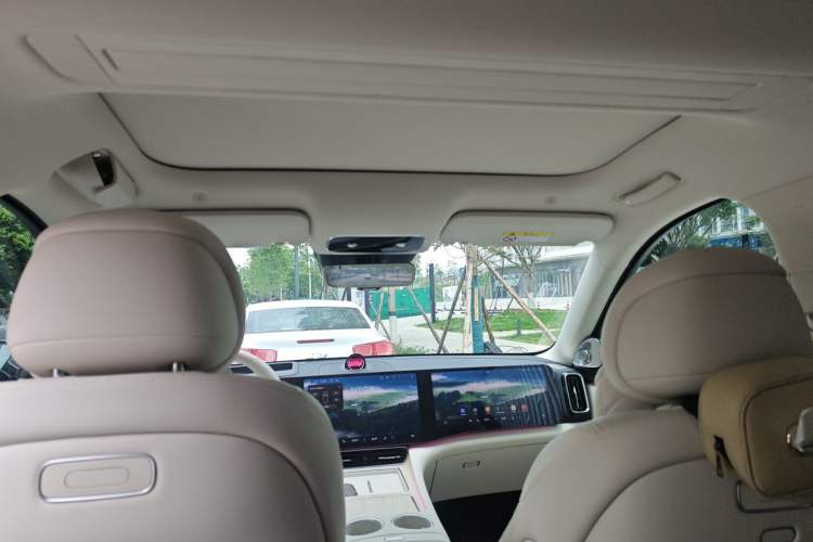Used Hima AITO M8 2025 Extended-Range Ultra Version 53.4 kWh 6-Seater Edition Headliner