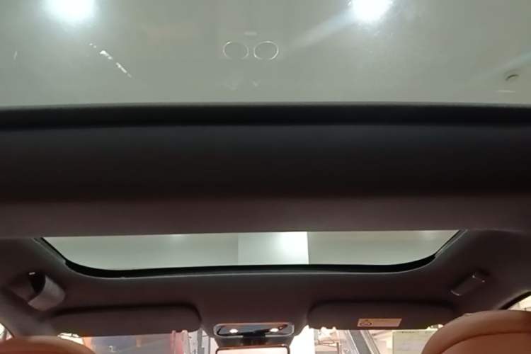 Used Hima AITO M8 2025 Extended-Range Max+ Version 53.4 kWh 5-Seater Edition Headliner