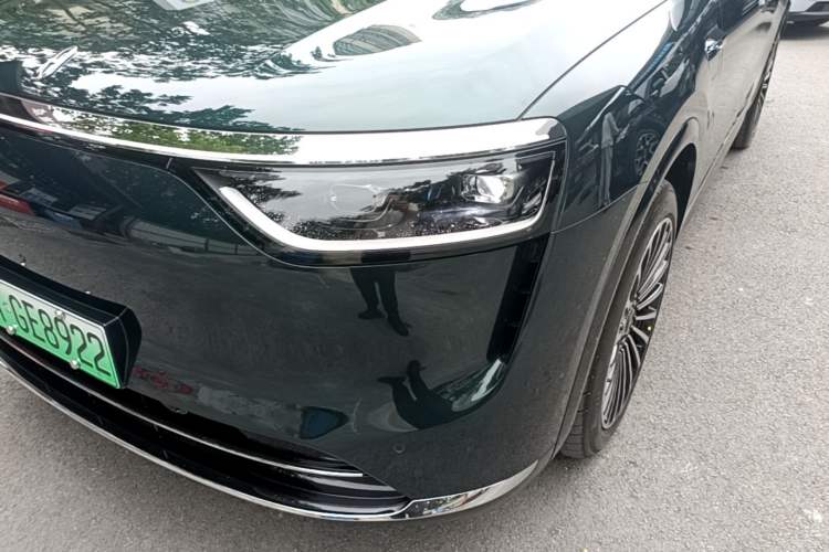 Used Hima AITO M8 2025 Extended-Range Ultra Version 53.4 kWh 6-Seater Edition Left Front Headlight